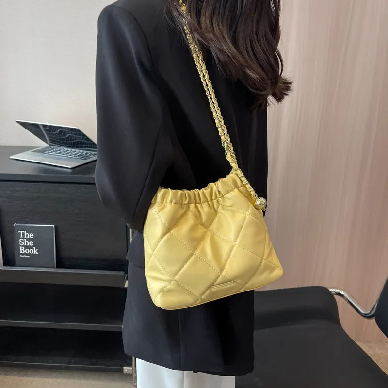 DUNNMALL This Year's Popular Bag Chain Women's Bag  New Fashion Casual Rhombus Commuter Internet Celebrity Single Shoulder Bucket Bag