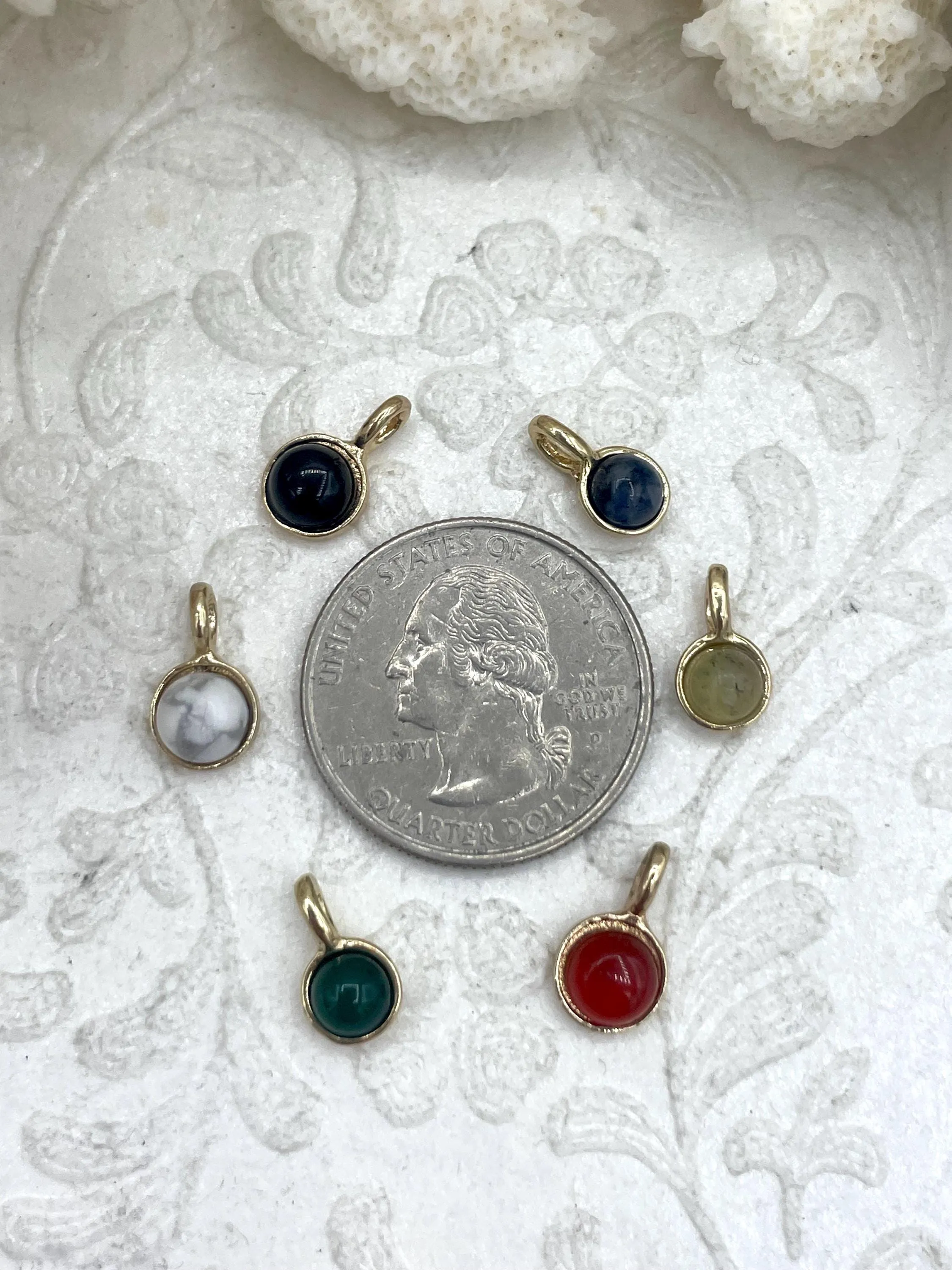 Small Round Natural Stone Pendants Gold Soldered, Natural Stone Pendants, will come in a variety of patterns, 6 styles, Fast Ship