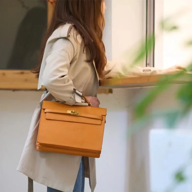 Vegetable Tanned Cowhide Niche Design Japanese Commuter Crossbody Small Square Bag